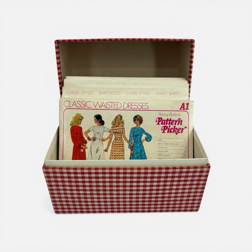 Vintage 1975 Creative Patterns Box Set Sewing Crafts Gift Making Kit 6 Patterns